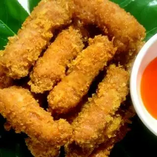 Hình ảnh Nem Chua Rán Xiên Que Chiên