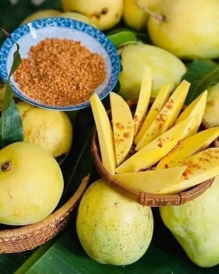 Hình ảnh Cóc lắc + Xoài lắc 