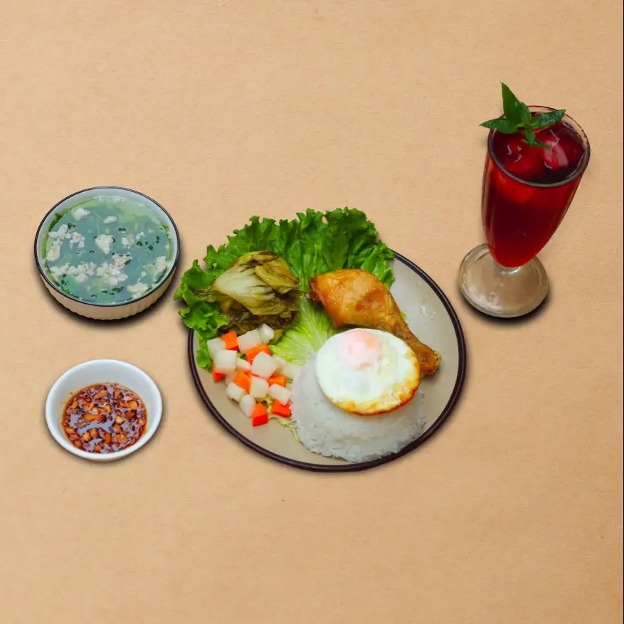 Hình ảnh COMBO Cơm Gà (Nhỏ)+ Canh Thịt Băm+ Nước + Trứng Ốp