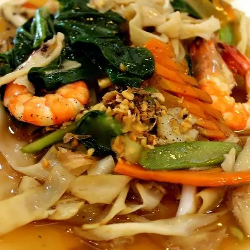 Phở xào hải sản - 73.000 ₫ tại Triều Ký - Cơm Gà Xối Mỡ & Hủ Tiếu Xào - Quang Trung