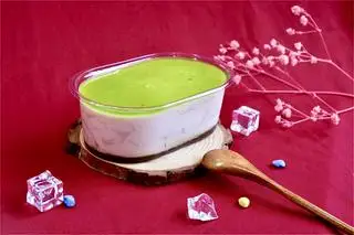 Hình ảnh Rau câu sợi giòn vị Cafe mix lá dứa
