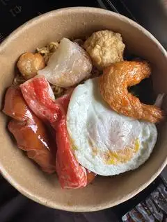 Hình ảnh Mì trộn đặc biệt