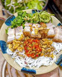 bún mắm nêm heo quay - 57.000 ₫ tại Bún Mắm Nêm Miền Trung - Đỗ Nhuận