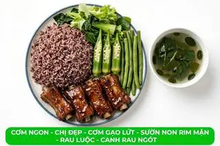 Hình ảnh Cơm gạo lứt - Sườn non rim mặn - Rau luộc - Canh rau ngót