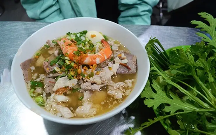 Tô thập cẩm ( không hủ tiếu ) - 65.000 ₫ tại Hủ Tiếu Nam Vang Tân Thành Đạt - Nguyễn Tri Phương