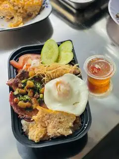 Cơm Sườn Bì Chả Trứng - 55.000 ₫ tại Chú Lùn - Cơm Văn Phòng & Cơm Tấm - Đường Số 6