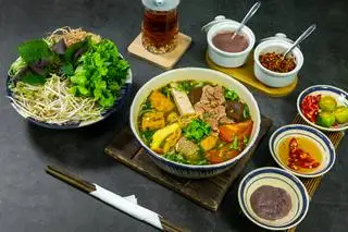 Hình ảnh Bún riêu tô đặc biệt