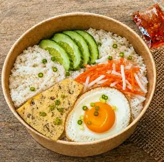 Cơm Tấm Chả Trứng Ốp La + Canh - 40.000 ₫ tại 1298 - Cơm Tấm & Bún Thịt Nướng - Huỳnh Văn Chính