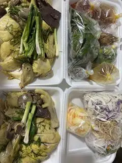 Hình ảnh Gà ta chặt nguyên con