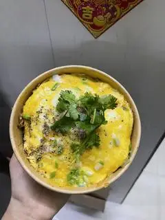 Hình ảnh Mì Trộn Indomie Phủ Trứng