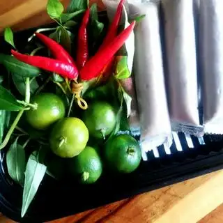 Chả Bò Cây  - 12.000 ₫ tại Tré Trộn Cô Thạch - Lê Đình Cẩn