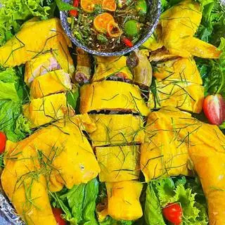 Gà Ủ Muối Hoa Tiêu Nguyên Con Chặt Sẵn - 225.000 ₫ tại Gà Ủ Muối Hoa Tiêu - Đường Số 71 