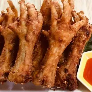 Hình ảnh Chân gà có Xương chiên giòn