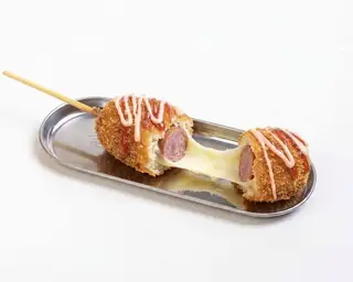 Hình ảnh Hotdog phô mai xúc xích 소세지 치즈 핫도그