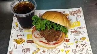 Hamburger bò - Beef+ 1 pepsi nhỏ  - 40.000 ₫ tại Mr. Đạt Hamburger - Đặng Thùy Trâm