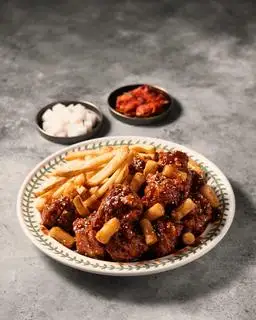Gà rán rút xương xốt tỏi tương - nửa con - 205.200 ₫ tại Chivago Chicken - Gà Rán Hàn Quốc - Hoa Đào