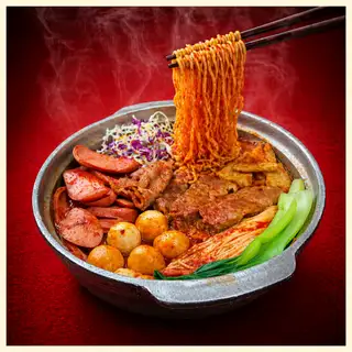 Hình ảnh Mì cay bò xúc xích