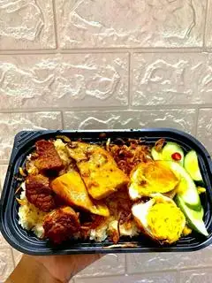 Hình ảnh Xôi trứng chả thịt