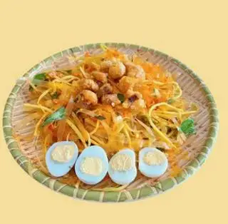 bánh tráng trộn tóp mỡ siêu ngon - 39.000 ₫ tại Chân Gà Sốt Thái & Tré Trộn - Ngọc Loan - Lê Văn Chí