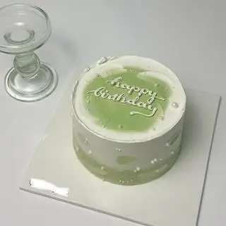 Hình ảnh Bánh sinh nhật Hàn Quốc size 11 màu xanh lá - Andu Cake