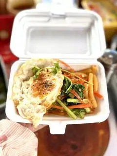 Hình ảnh Nui Xào Trứng ( phần vừa )