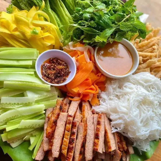 Hình ảnh Combo 2 phần nem nướng Nha Trang + 2 ly trà tắc 