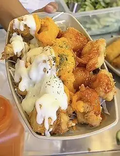 Hình ảnh Gà viên mix sốt Hàn - kem - phô mai