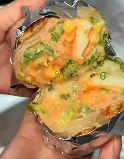 Hình ảnh Tacos Nhân Tôm Phô Mai Size L 30cm