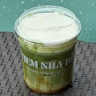 Matcha Caramel Macchiato - 52.000 ₫ tại Tiệm Nhà Bô - Matcha, Coffee & Tea - Đoàn Văn Bơ