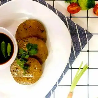Giò lụa chay rim ngũ vị - braised pork bologna with five - spice powder - 20.000 ₫ tại An - Món Chay Healthy Box - Vạn Kiếp