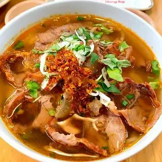 Bún bò nạm - bắp - gân - 56.000 ₫ tại Bún Bò Quê Mạ -  Ba Tháng Hai