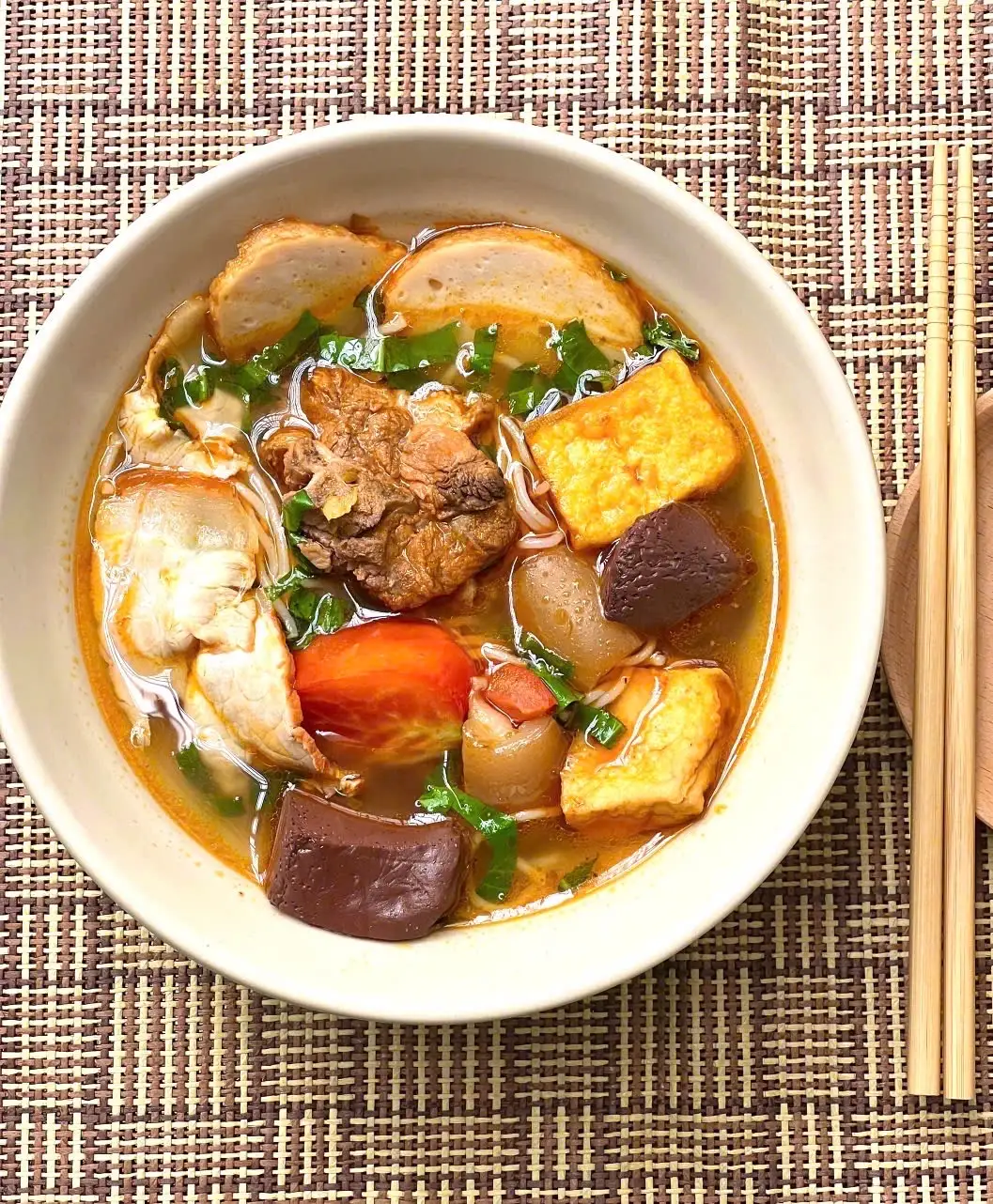 Canh bún - 45.000 ₫ tại Quán Bún Riêu Gỏi Cuốn Bà Út - Đường 16