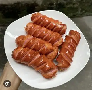 Hình ảnh xúc  xích đức chiên 