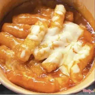 Tokbokki sốt phủ phô mai  ( 15 viên ) - 51.000 ₫ tại Chicken DL - Kimbap, Gà Rán & Món Ăn Hàn Quốc - Nguyễn Đình Chiểu