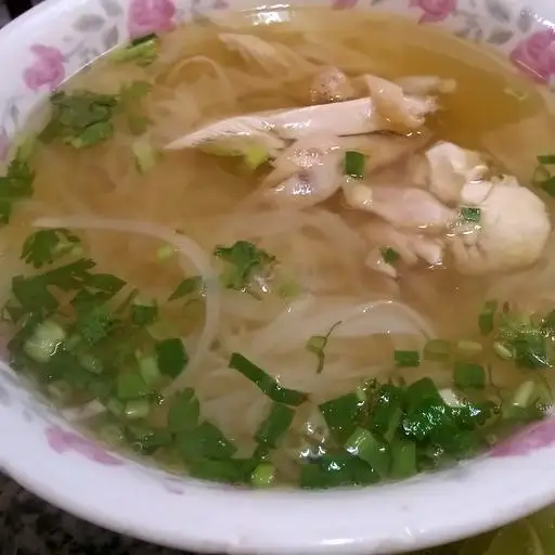 Miến đùi gà - 67.000 ₫ tại Phở Gà Sơn Nga - Nguyễn Đình Chiểu