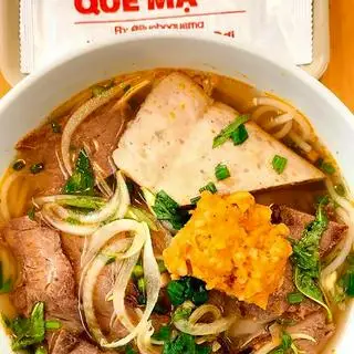 Bún bò nạm - chả cua - chả Huế - 56.000 ₫ tại Bún Bò Quê Mạ -  Ba Tháng Hai