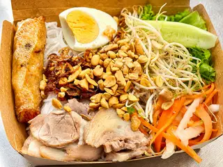 Hình ảnh Bún trộn đầy đủ - 63k