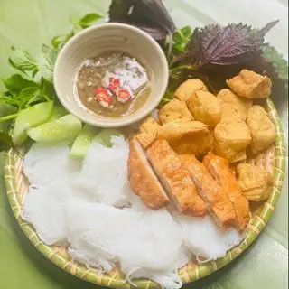 Hình ảnh Bún đậu chả cốm