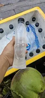 Hình ảnh Nước dừa xiêm mát lạnh