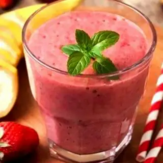 Sinh Tố Dâu - 30.000 ₫ tại Detox Nước Ép Trái Cây & Sinh Tố - Đường Số 1