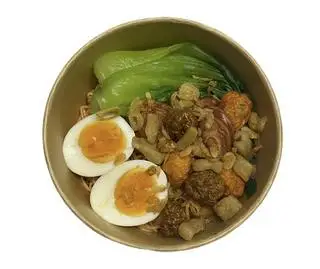 Mì trộn thập cẩm cá viên - 48.000 ₫ tại Mì Trộn & Ăn Vặt - An Anh - Hoàng Diệu