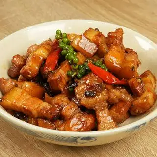 Hình ảnh Thịt ba chỉ kho tiêu