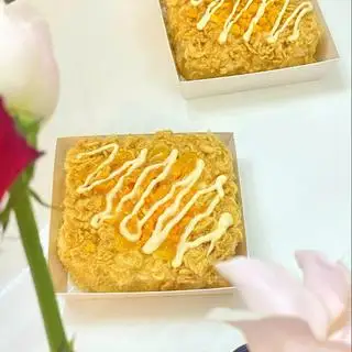 Bánh BLTM 2 Sốt Chà Bông  - 70.000 ₫ tại Lona Cake - Bánh Kem Tươi & Bánh Ngọt - Hậu Giang