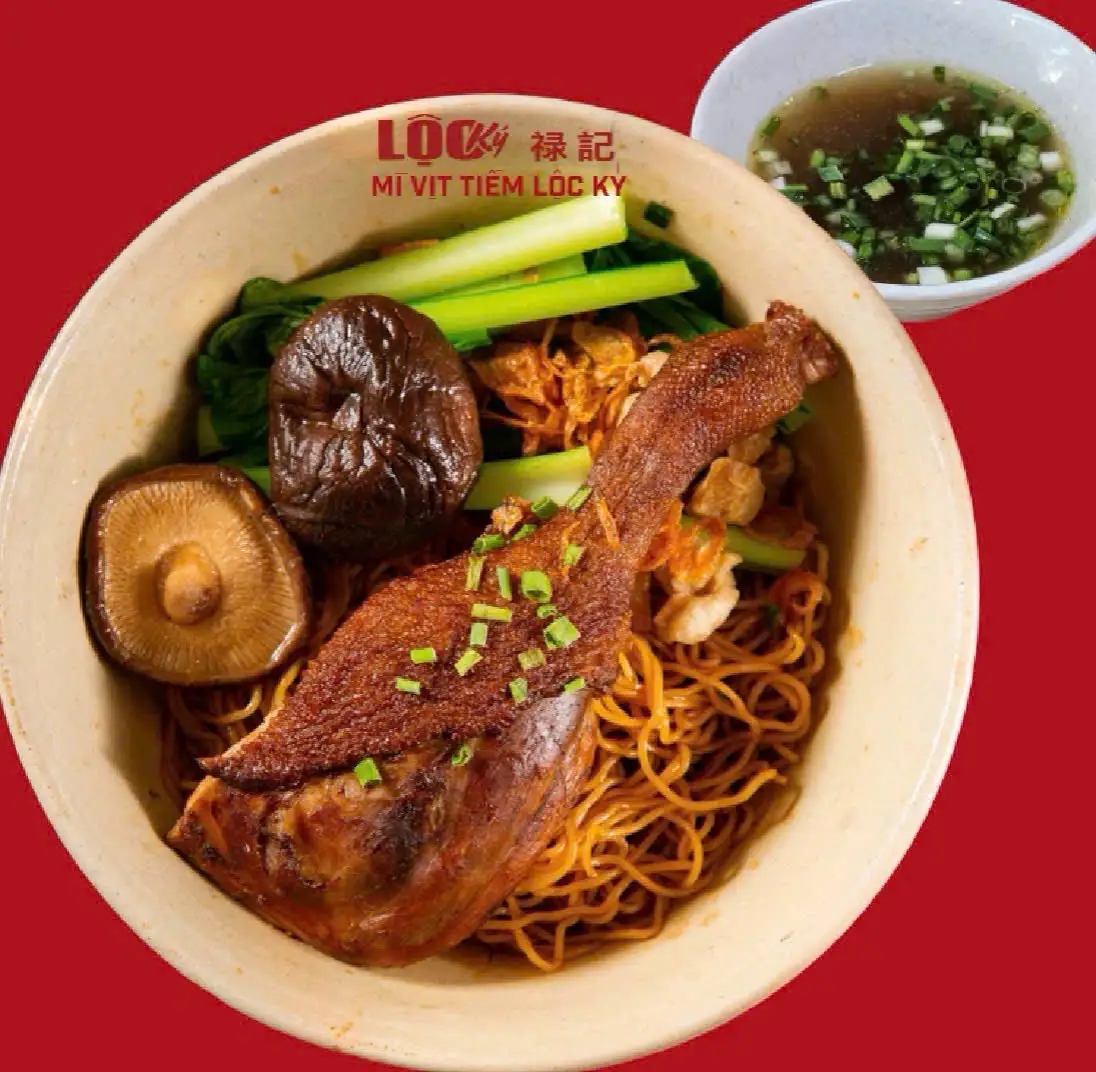 Hình ảnh Mì vịt tiềm - đùi - trộn khô