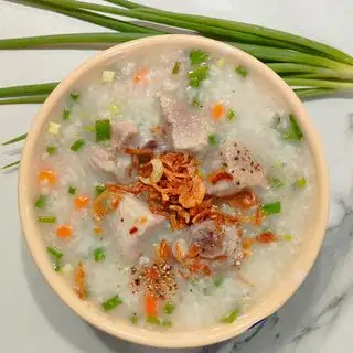 Cháo sườn nạc - 40.000 ₫ tại Cháo Trắng & Kho Quẹt Tư Đình - Lê Văn Thọ