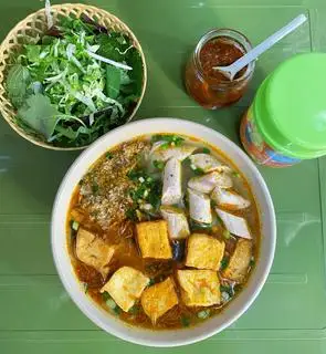 Hình ảnh Bún riêu cua Giò Tai