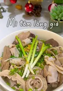 Hình ảnh Mì Tôm Lòng Đầy Đủ
