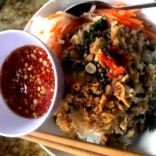 Bún Bì Ốc Gạo - 45.000 ₫ tại Gỏi Cuốn Và Bánh Mì Hấp 85 - Âu Dương Lân