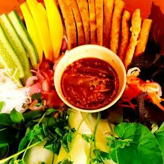 Hình ảnh Chả Cá Cuốn Mắm Nêm Cá Cơm