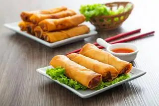CHẢ GIÒ CHAY (NHÂN KHOAI MÔN) - 13.000 ₫ tại Tiệm Chay Lédo - Bánh Mỳ, Bún & Mắm Thái - Duy Tân